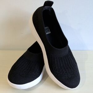 Fitflop Black Knit Slip On Sneakers Size 7.5